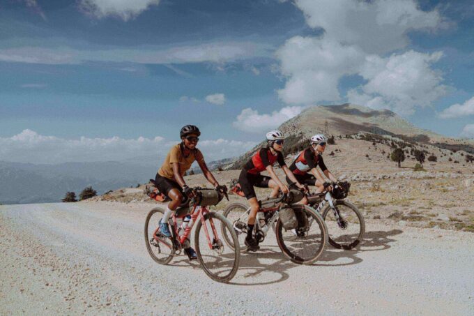 Damska koszulka Assos x Mammut TACTICA T5