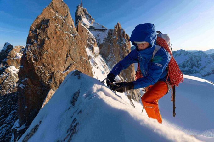 Kurtka z kapturem Eiger Nordwand IN Flex Air damska