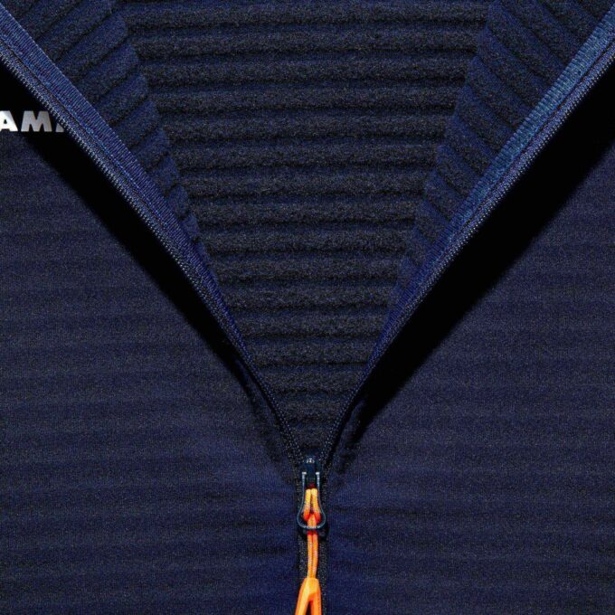 Kurtka z kapturem Taiss Light ML damska